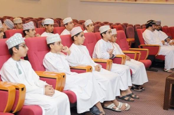 حلقة تدريبية بمعهد العلوم الإسلامية بمسقط